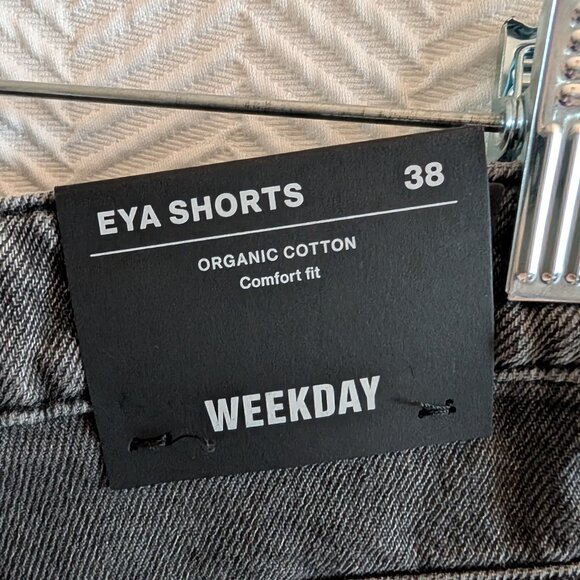 NWT Weekday EYA Black Denim Shorts High Rise Organic Cotton Size 38, Size 6 - Picture 2 of 7